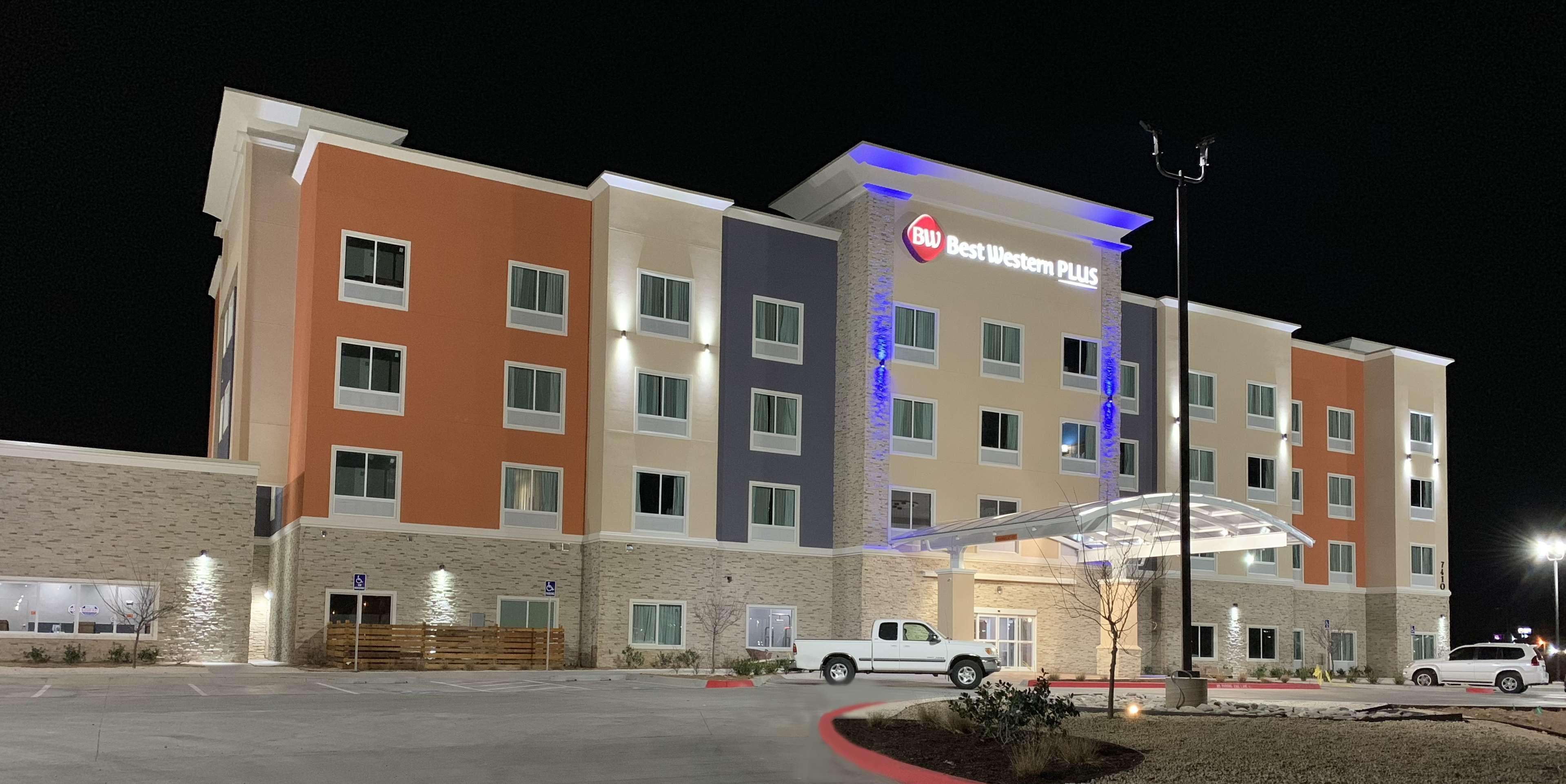 Best Western Plus Coweta'S 1St Hotel Eksteriør bilde