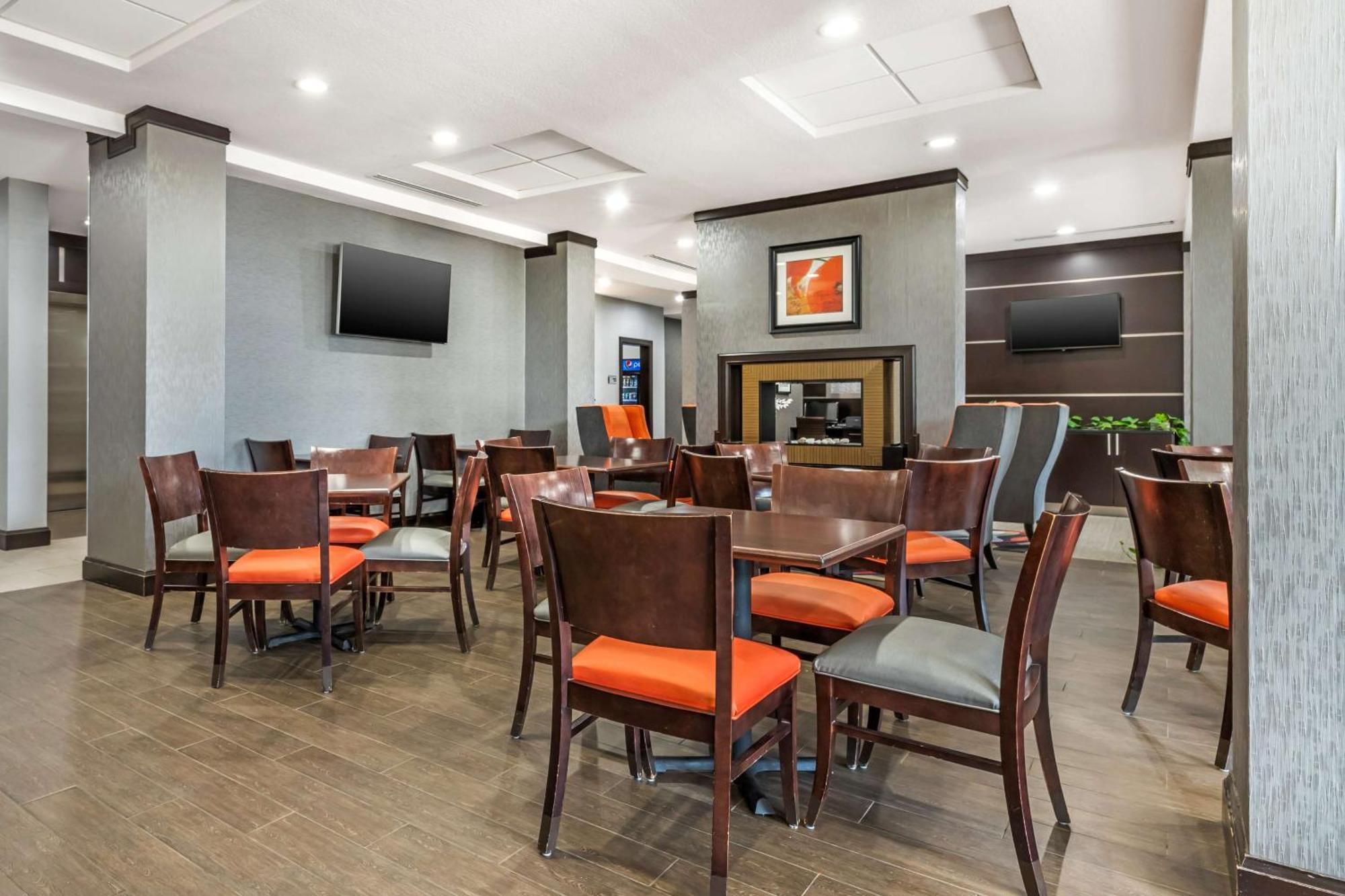 Best Western Plus Coweta'S 1St Hotel Eksteriør bilde